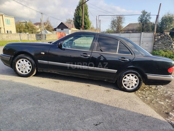 Mercedes E 200 1997, 337,009 km - 2.0 l - Balakən
