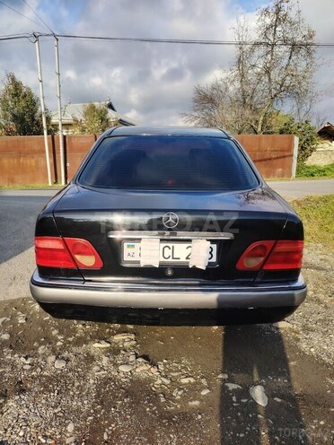 Mercedes E 200 1997, 337,009 km - 2.0 l - Balakən