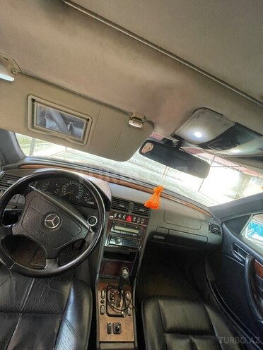 Mercedes C 240 1999, 335,000 km - 2.4 л - Lənkəran