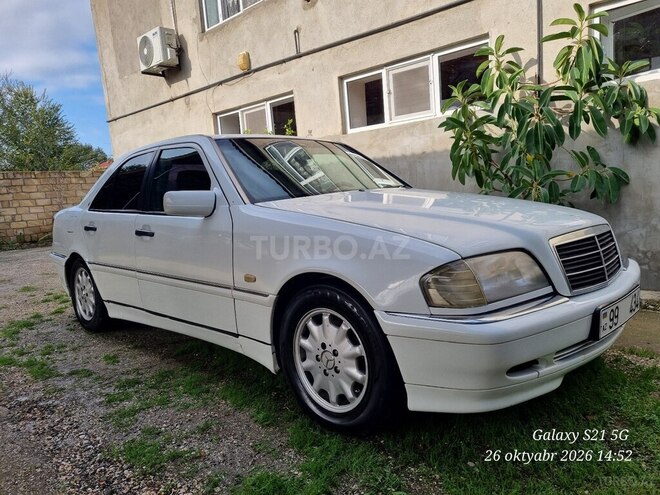 Mercedes C 220 1998, 560,000 km - 2.2 l - Masallı