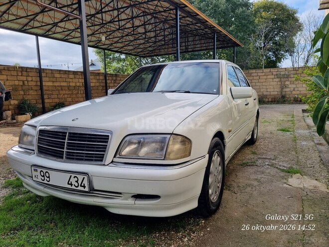 Mercedes C 220 1998, 560,000 km - 2.2 l - Masallı