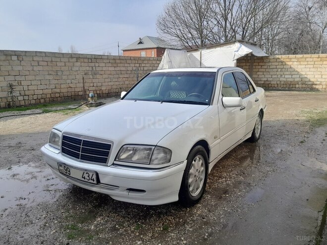 Mercedes C 220 1998, 560,000 km - 2.2 l - Masallı