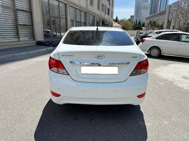 Hyundai Accent 2014, 172,000 km - 1.6 л - Bakı