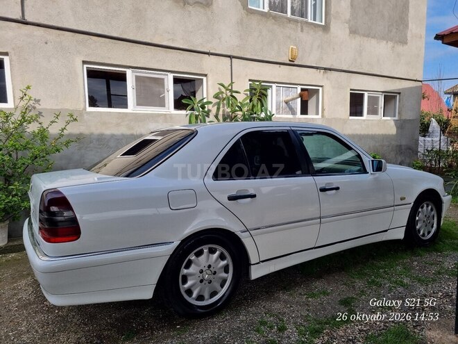 Mercedes C 220 1998, 560,000 km - 2.2 l - Masallı