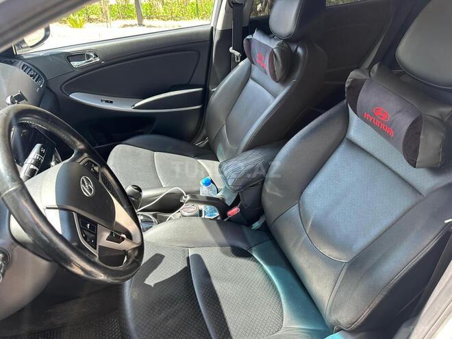 Hyundai Accent 2014, 172,000 km - 1.6 л - Bakı