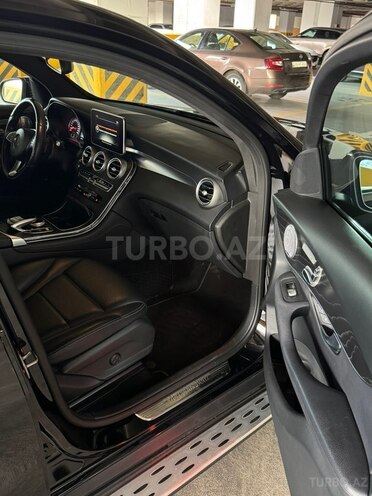 Mercedes GLC 300 4MATIC Coupe 2018, 84,381 km - 2.0 l - Bakı