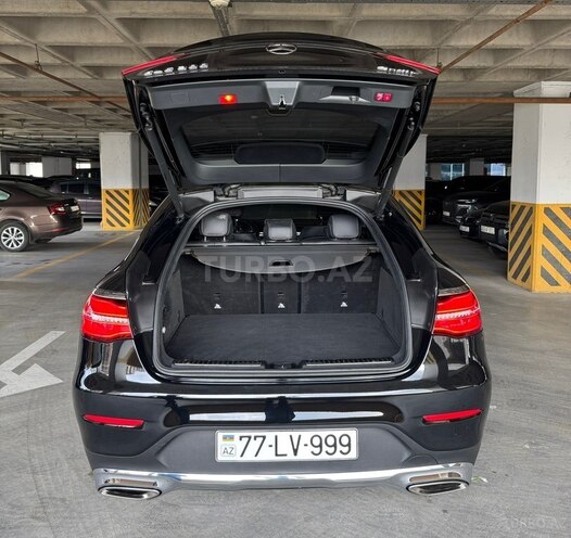 Mercedes GLC 300 4MATIC Coupe 2018, 84,381 km - 2.0 l - Bakı