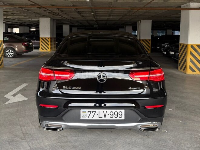 Mercedes GLC 300 4MATIC Coupe 2018, 84,381 km - 2.0 l - Bakı