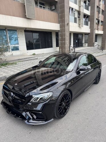 Mercedes E 300