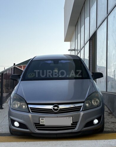 Opel Astra 2009, 302,000 km - 1.3 л - Bakı