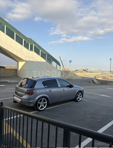 Opel Astra 2009, 302,000 km - 1.3 л - Bakı