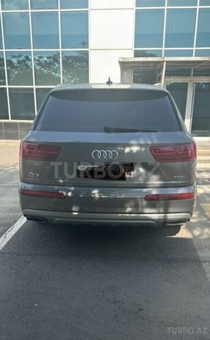 Audi Q7 2017, 122,000 km - 2.0 l - Bakı