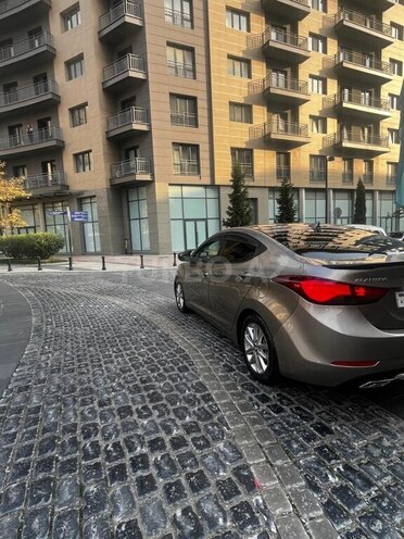 Hyundai Elantra 2015, 180,000 km - 1.8 l - Bakı