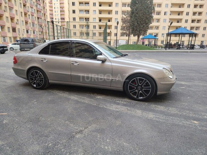 Mercedes E 200 2005, 420,000 km - 1.8 l - Bakı