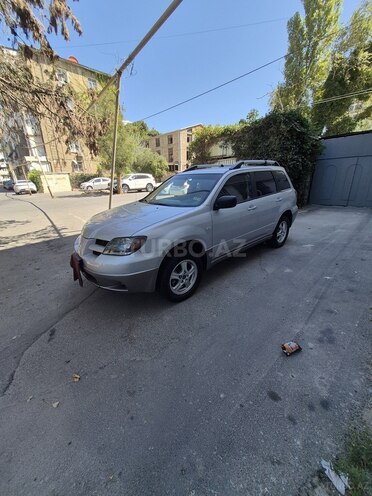 Mitsubishi Outlander 2003, 200,000 km - 2.4 л - Bakı