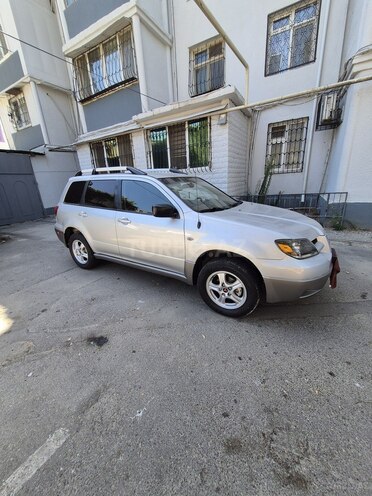Mitsubishi Outlander 2003, 200,000 km - 2.4 л - Bakı