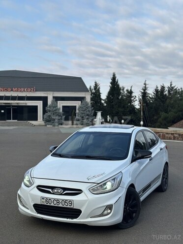 Hyundai Accent 2013, 229,029 km - 1.6 л - Tovuz