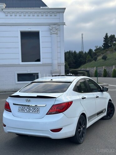 Hyundai Accent 2013, 229,029 km - 1.6 л - Tovuz