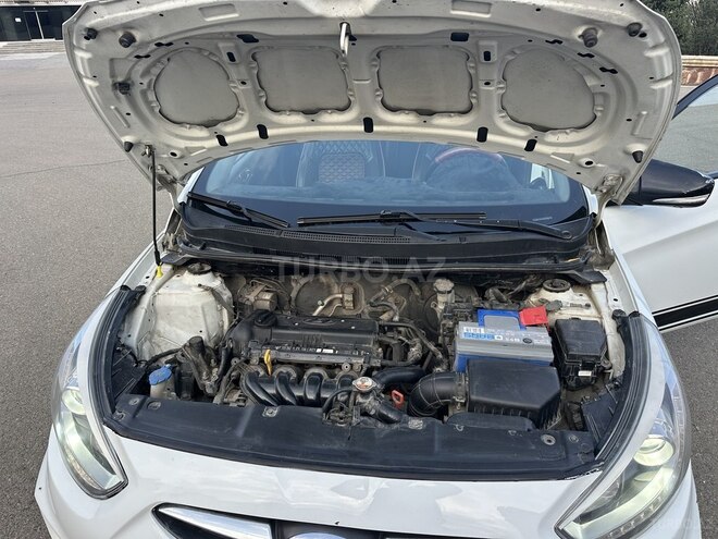 Hyundai Accent 2013, 229,029 km - 1.6 л - Tovuz