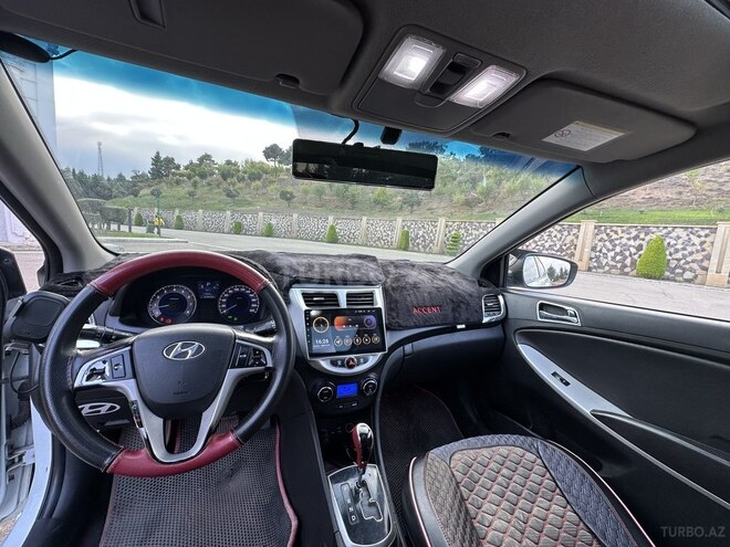 Hyundai Accent 2013, 229,029 km - 1.6 л - Tovuz