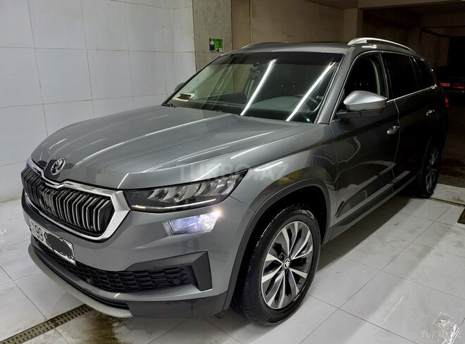 Skoda Kodiaq 2023, 77,500 km - 2.0 l - Bakı