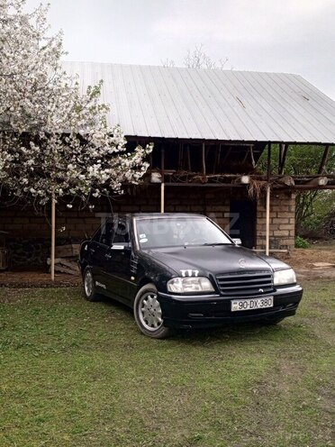 Mercedes C 180 1994, 378,000 km - 1.8 л - Şəki