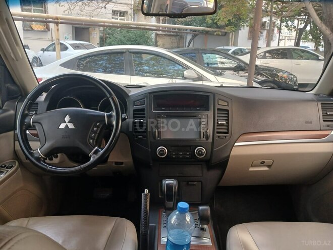 Mitsubishi Pajero 2008, 135,800 km - 3.0 л - Bakı