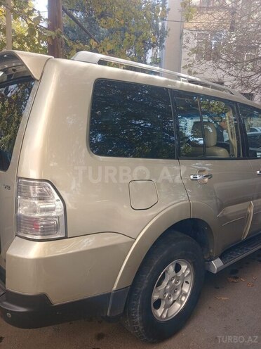 Mitsubishi Pajero 2008, 135,800 km - 3.0 л - Bakı