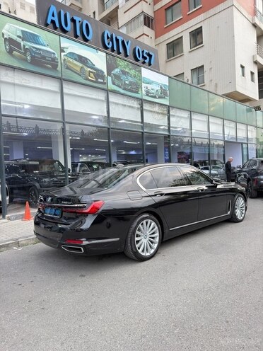 BMW 740 2021, 108,000 km - 3.0 l - Bakı
