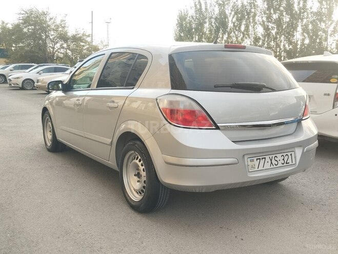 Opel Astra 2004, 268,000 km - 1.4 l - Bakı