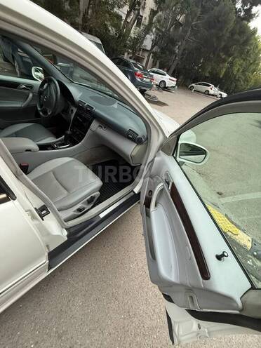 Mercedes C 240 2004, 320,000 km - 2.6 l - Bakı