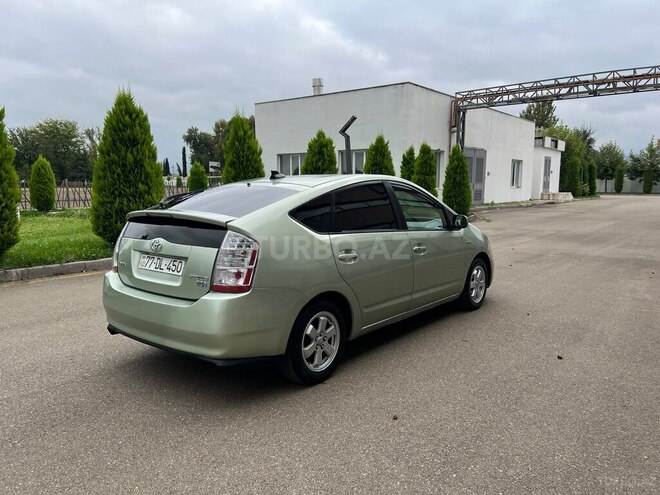 Toyota Prius 2007, 300,000 km - 1.5 l - Tovuz