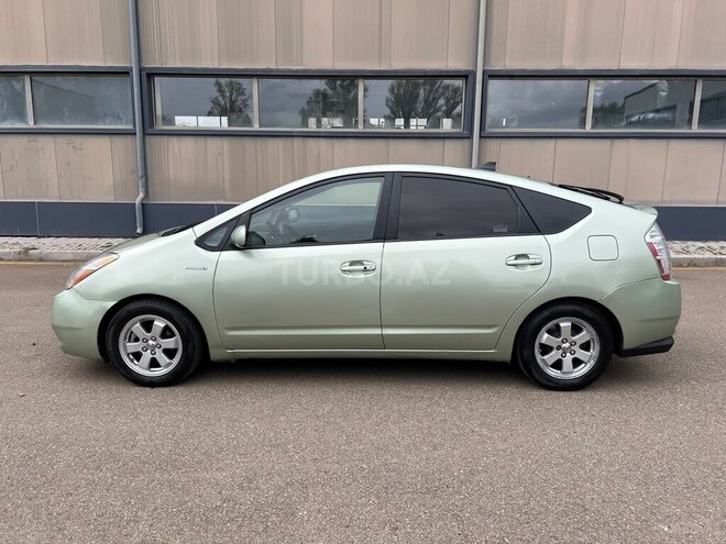 Toyota Prius 2007, 300,000 km - 1.5 l - Tovuz
