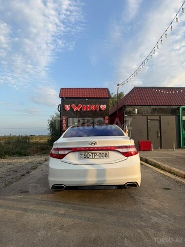 Hyundai Grandeur 2015, 313,000 km - 2.2 l - Beyləqan