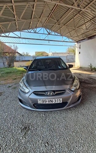 Hyundai Accent 2013, 195,158 km - 1.6 l - Ağdaş