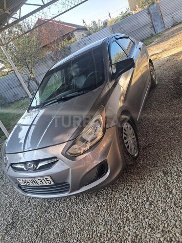 Hyundai Accent 2013, 195,158 km - 1.6 l - Ağdaş