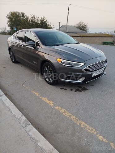 Ford Fusion (North America) 2017, 216,000 km - 2.0 л - Yevlax