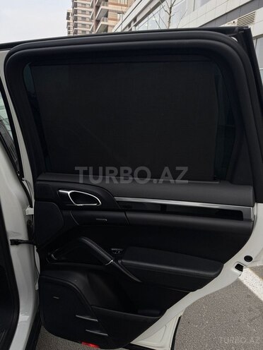 Porsche Cayenne 2017, 170,000 km - 3.6 л - Bakı