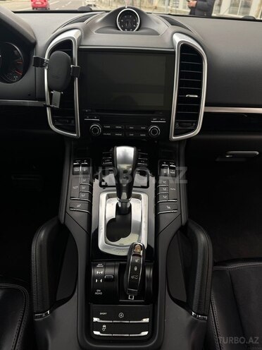Porsche Cayenne 2017, 170,000 km - 3.6 л - Bakı