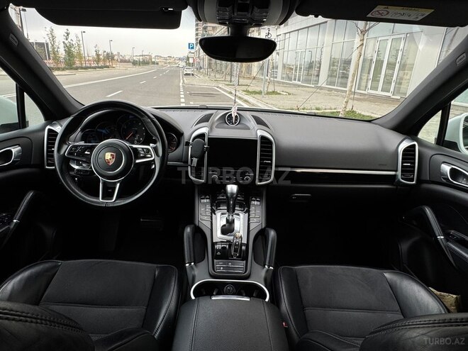 Porsche Cayenne 2017, 170,000 km - 3.6 л - Bakı