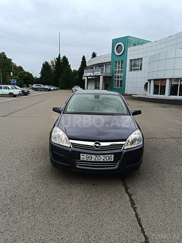 Opel Astra 2008, 221,900 km - 1.4 л - Qazax