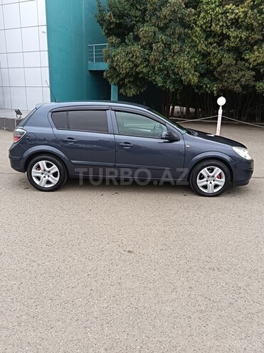 Opel Astra 2008, 221,900 km - 1.4 л - Qazax