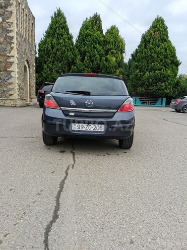 Opel Astra 2008, 221,900 km - 1.4 л - Qazax