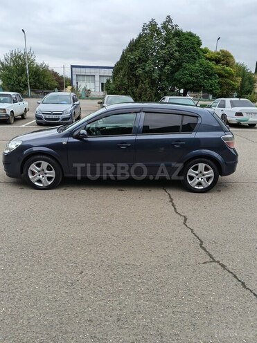 Opel Astra 2008, 221,900 km - 1.4 л - Qazax