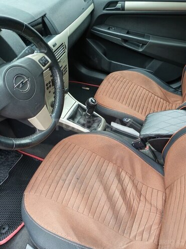 Opel Astra 2008, 221,900 km - 1.4 л - Qazax