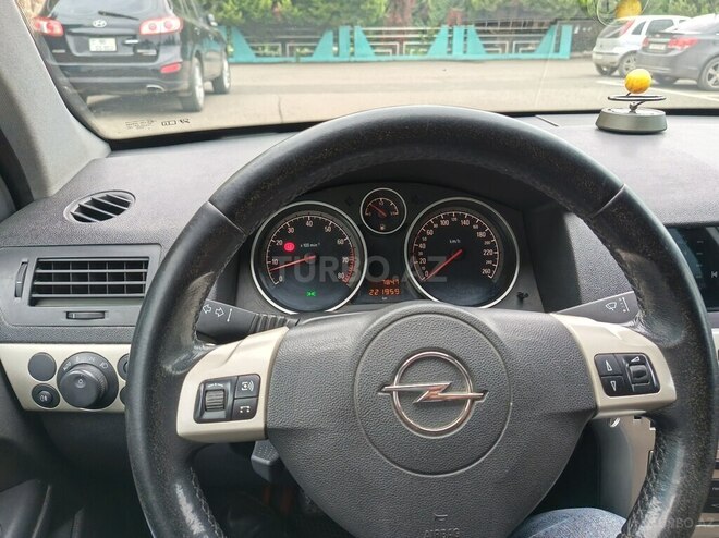 Opel Astra 2008, 221,900 km - 1.4 л - Qazax