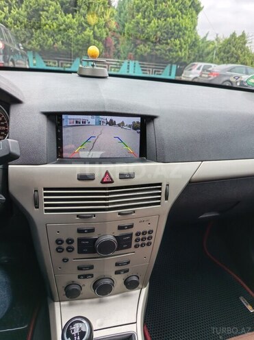 Opel Astra 2008, 221,900 km - 1.4 л - Qazax