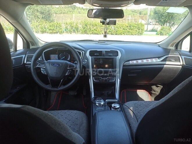 Ford Fusion (North America) 2018, 394,000 km - 2.0 л - Bakı
