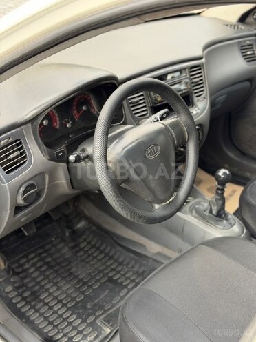Kia Rio 2011, 370,000 km - 1.4 л - Bakı