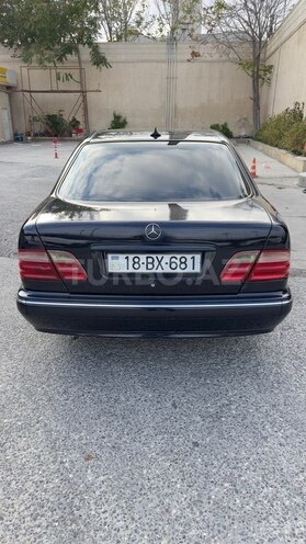 Mercedes E 200 2000, 259,000 km - 2.0 л - Bakı